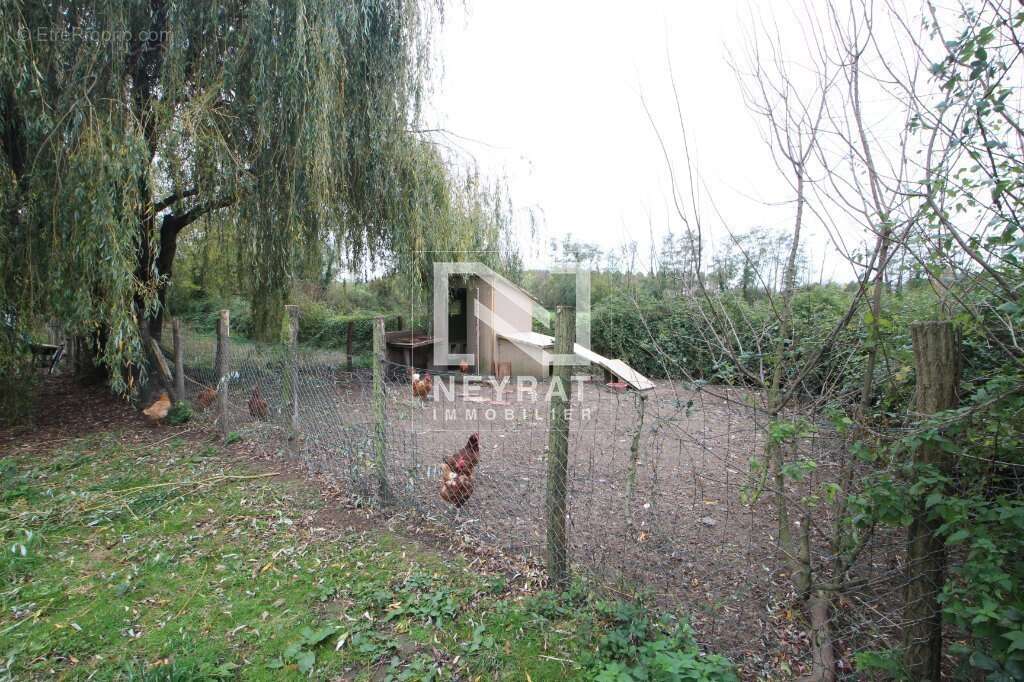 Appartement à BRANGES