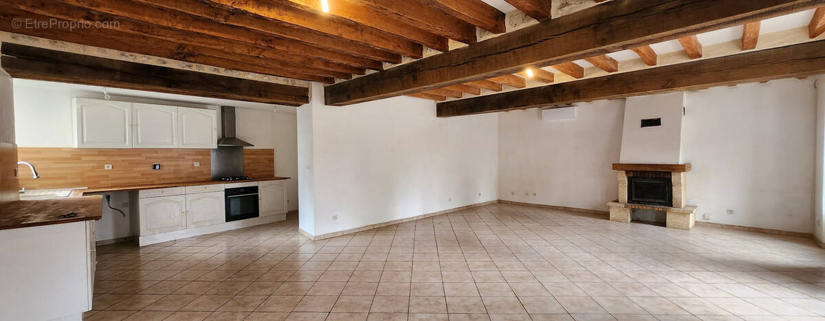 Maison à SCEAUX-DU-GATINAIS