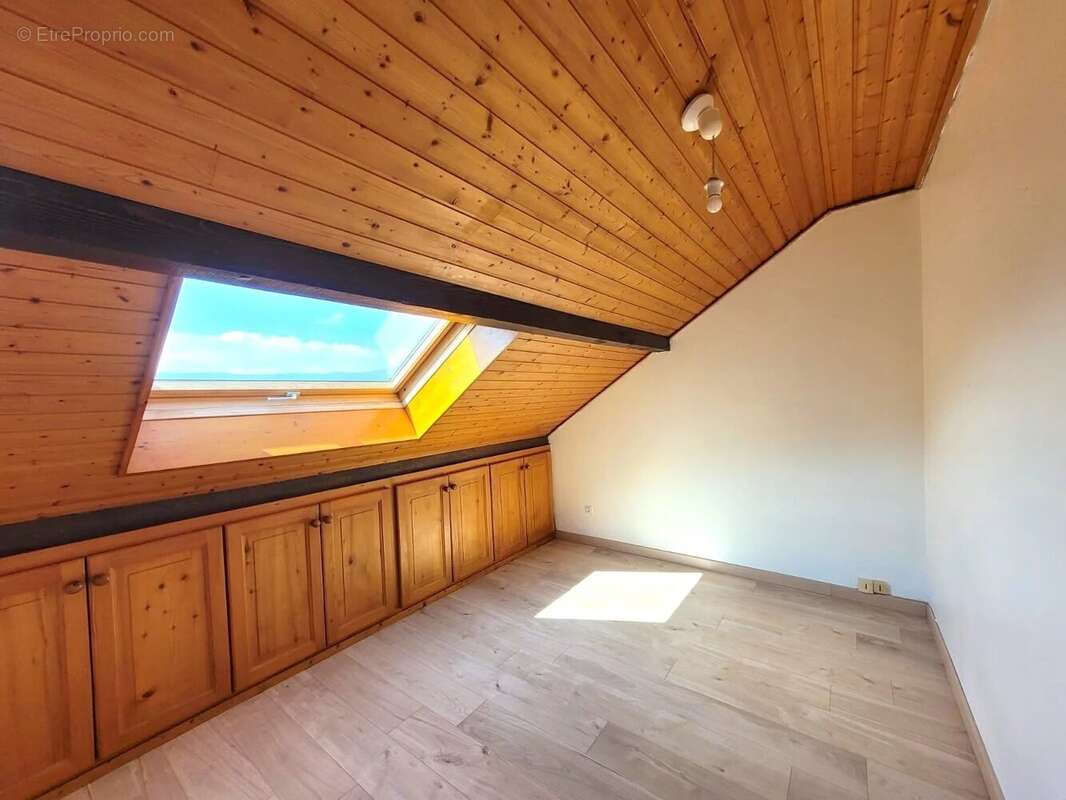 Appartement à LA RAVOIRE