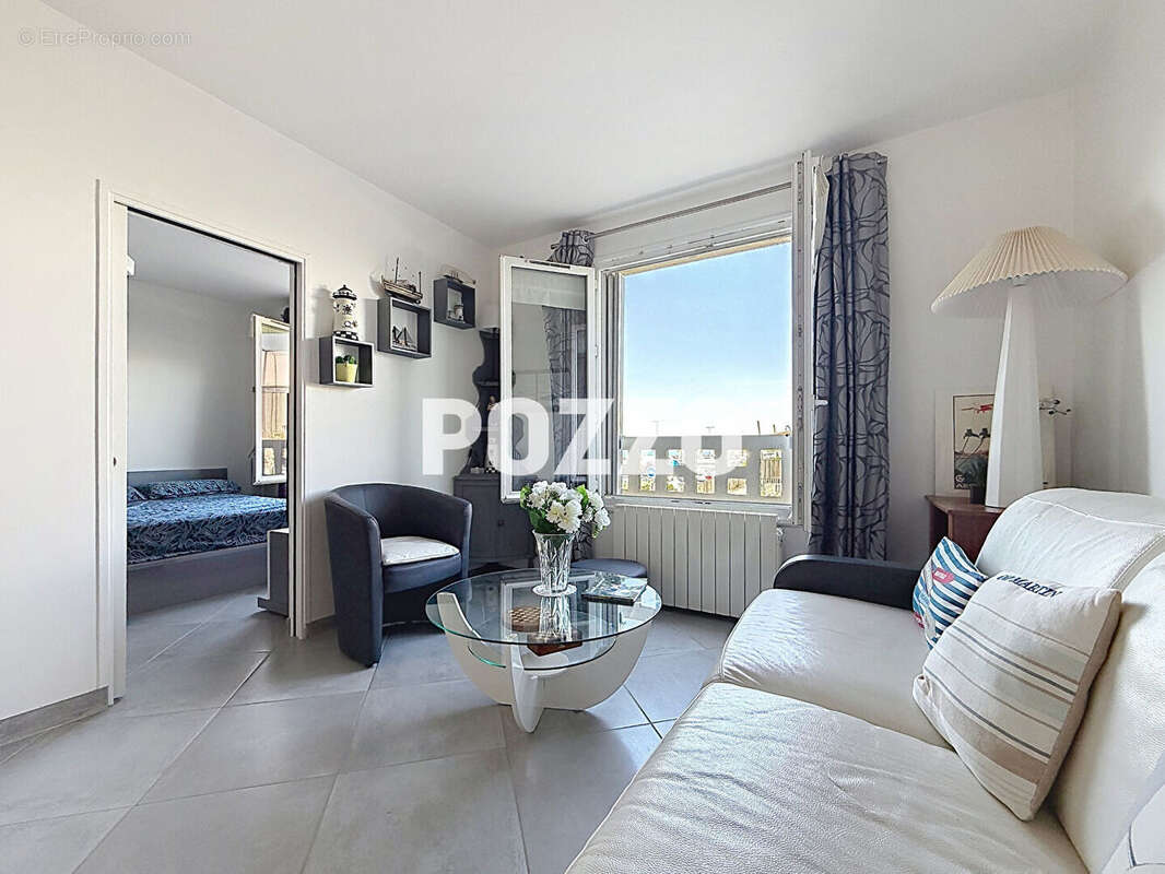 Appartement à DONVILLE-LES-BAINS