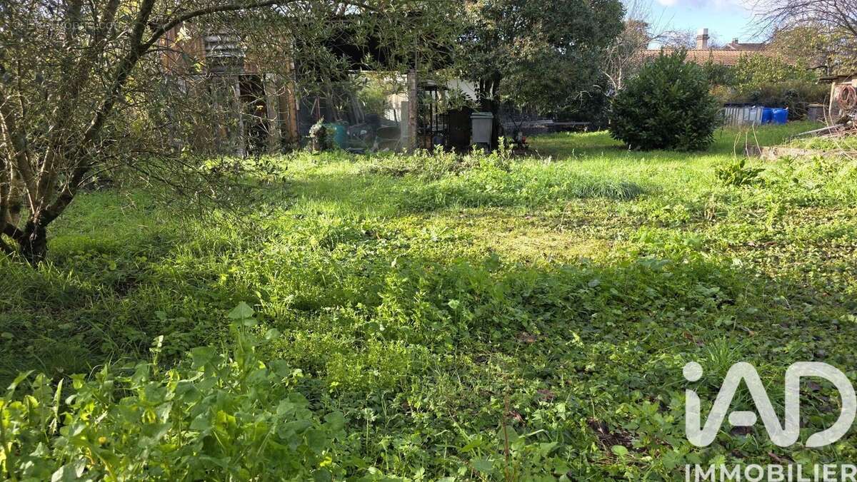 Photo 5 - Terrain à BLAYE