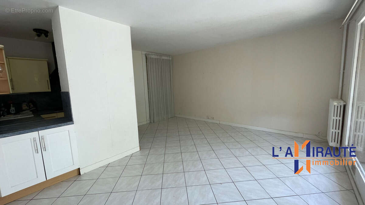 Appartement Maisons Laffitte 1 pièce(s) 32.50 m2 - photo 4