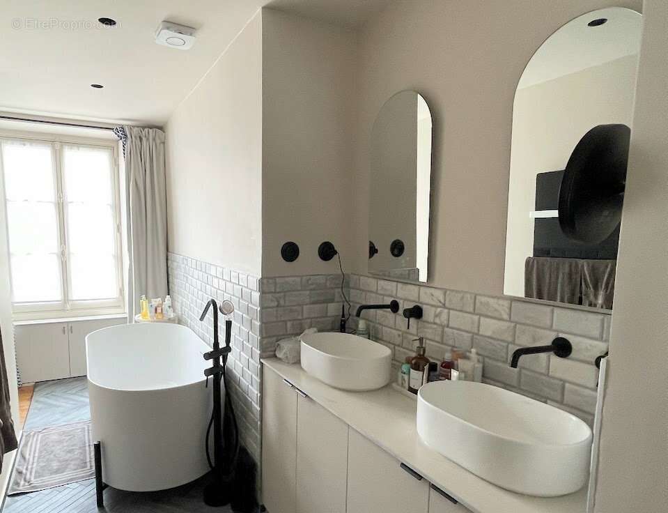 Appartement à VERSAILLES