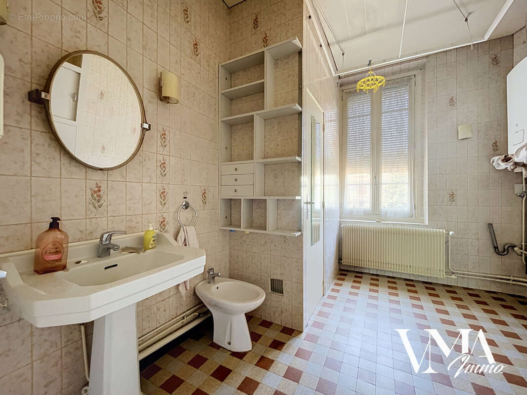 Appartement à LYON-8E