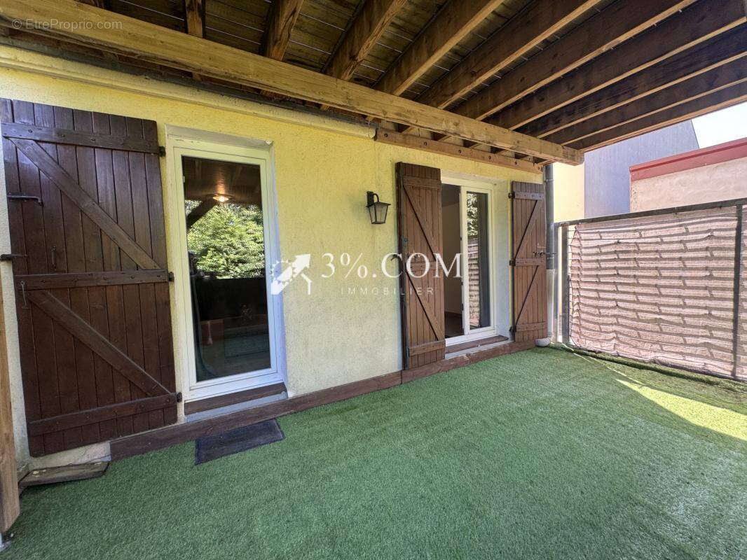 3%COM Charmant triplex avec 3 chambres  - 2 terrasses - gara - photo 3