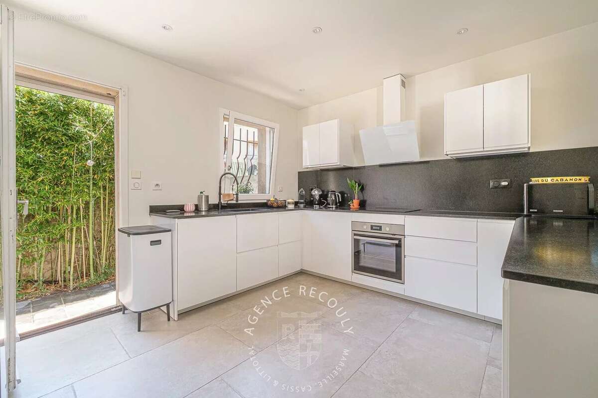Maison à MARSEILLE-8E