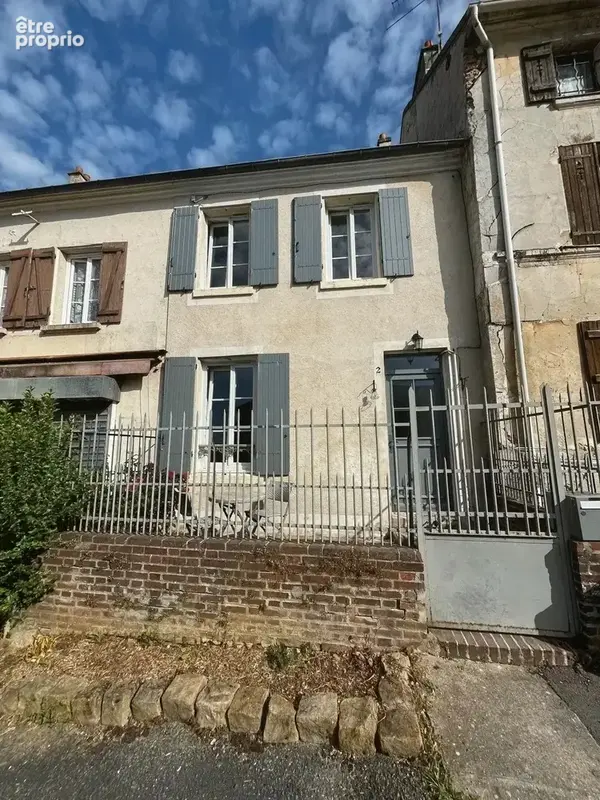 Ref 2304 - Maison 2 chambres, bureau, extérieurs - photo 8
