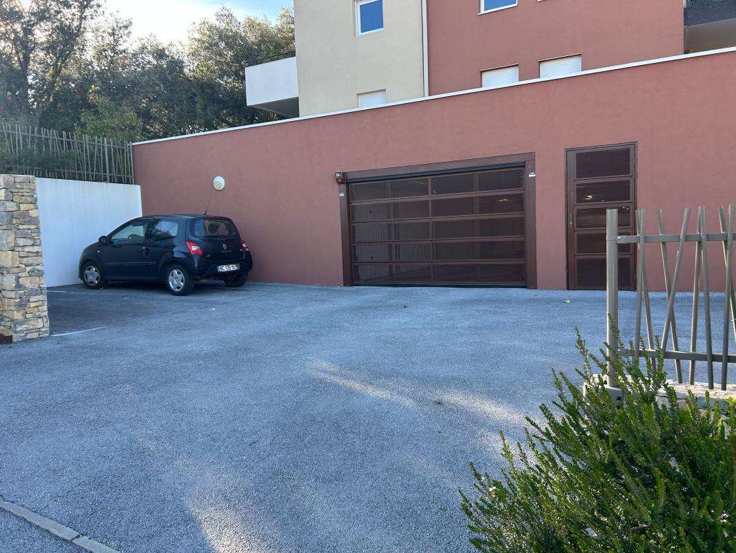 Appartement à NIMES