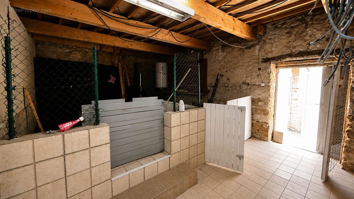 Maison à THEZAN-LES-BEZIERS