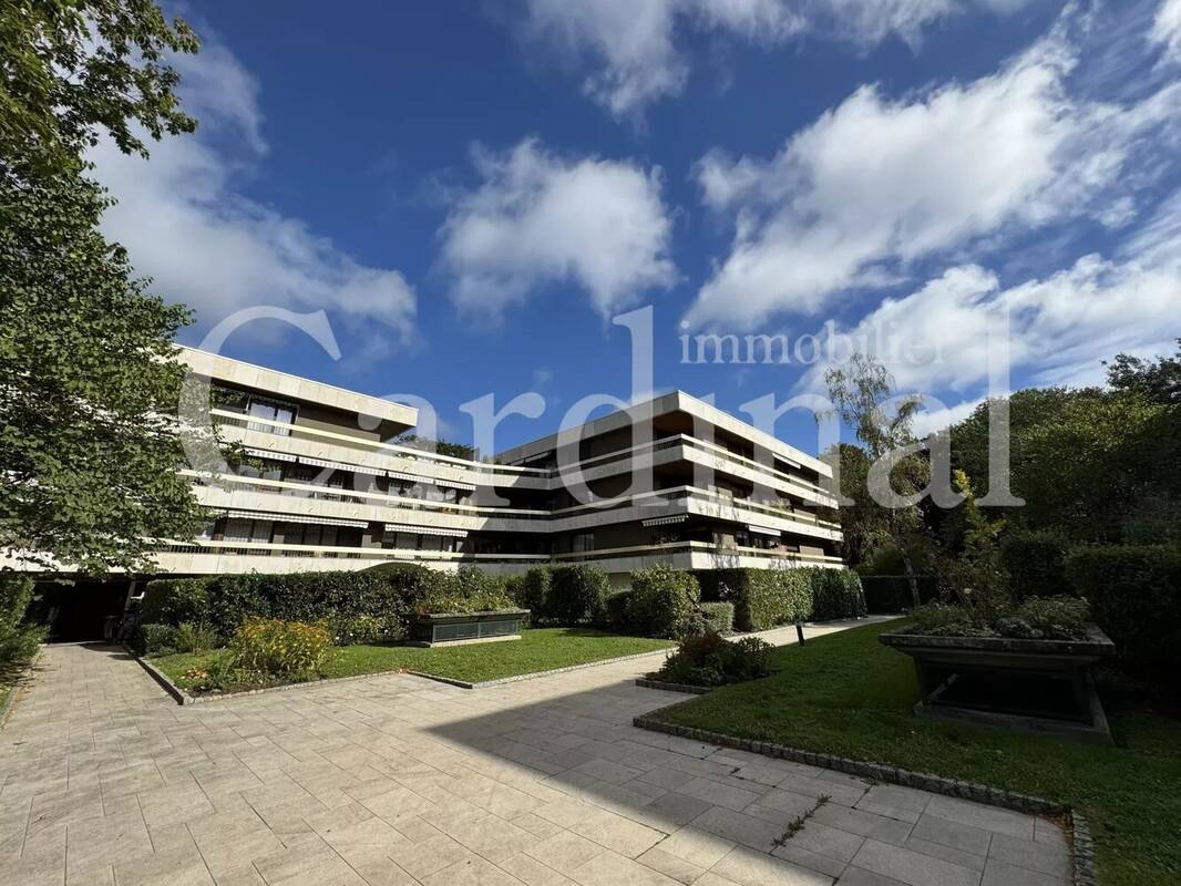 Appartement à NOISY-LE-ROI