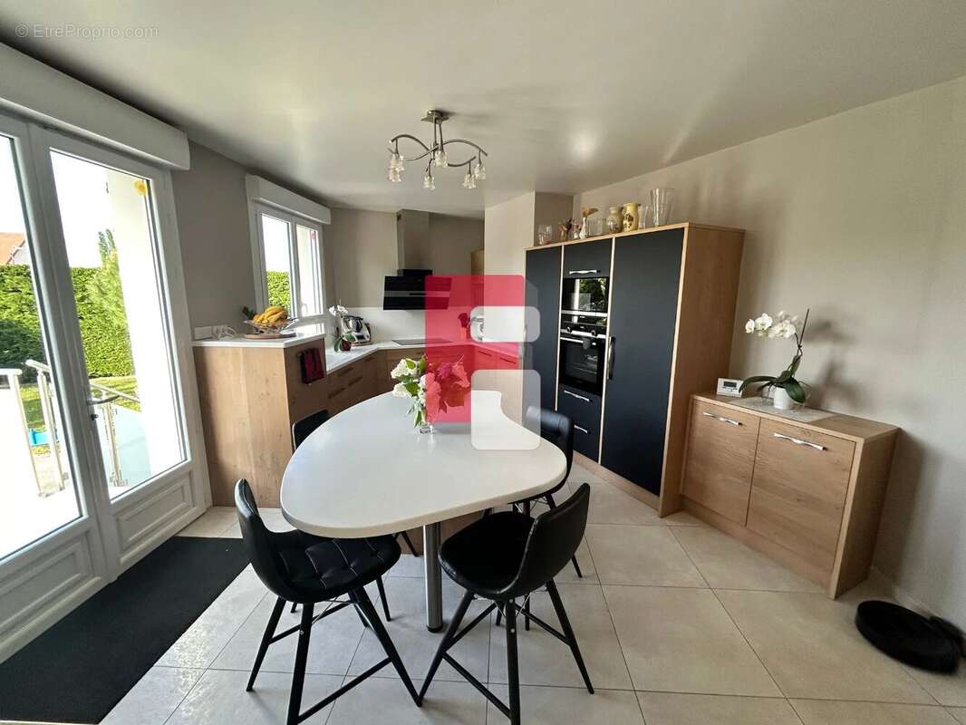 Maison à LUSIGNY-SUR-BARSE