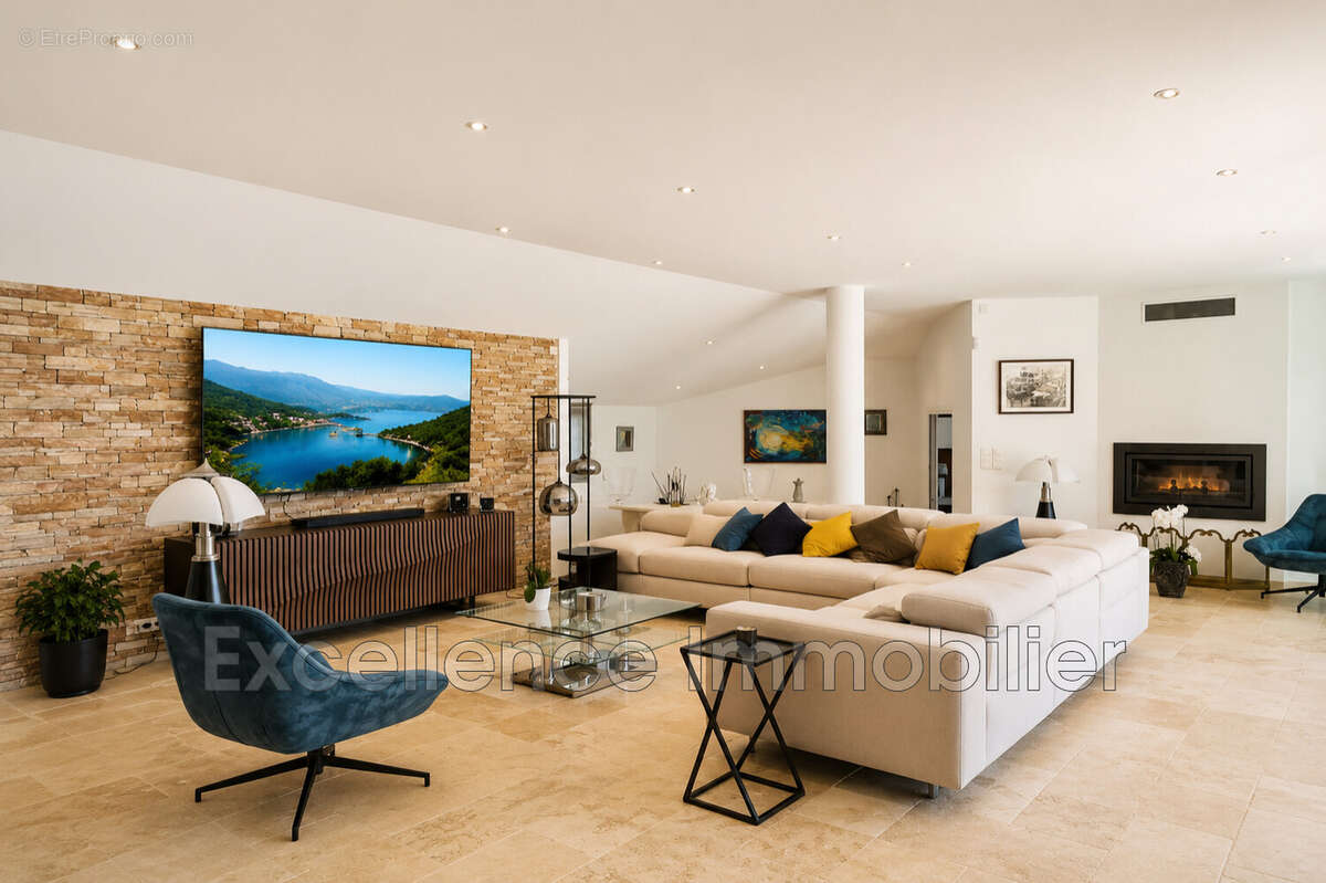 Maison 200 m² à Sainte-Maxime  - photo 6