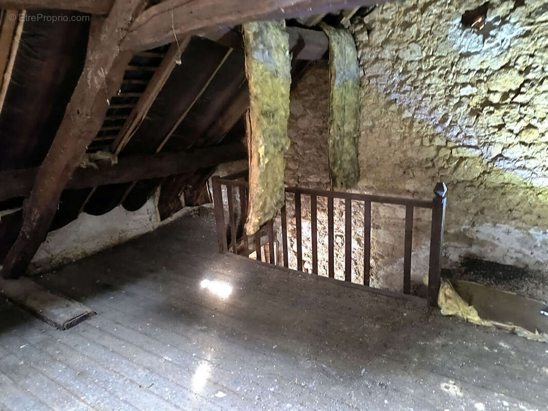 Maison à BESSINES-SUR-GARTEMPE