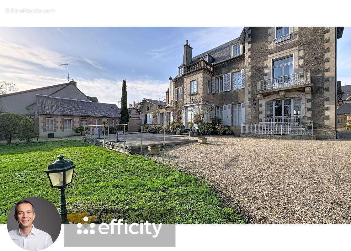 Appartement à MOULINS