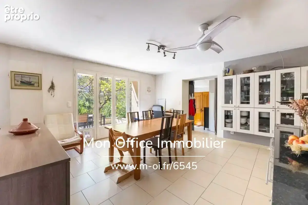 Référence : 6545-MAC - Maison 4 pièces avec jardin, piscine et garage - photo 2
