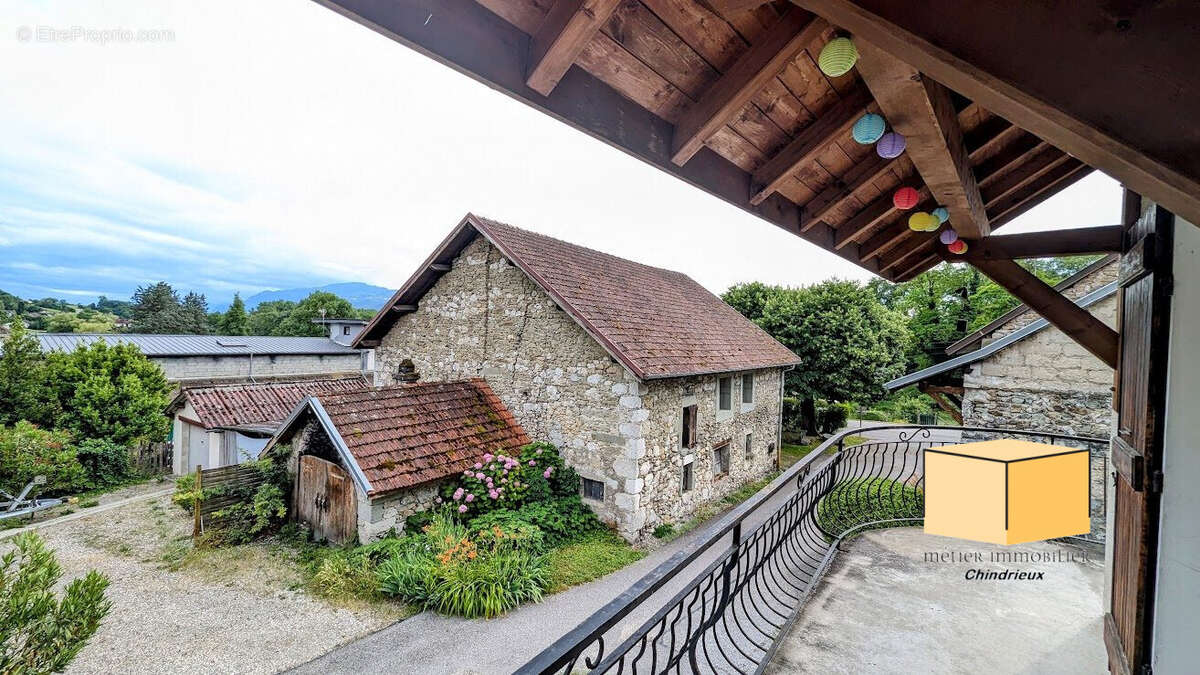 Maison à CHINDRIEUX