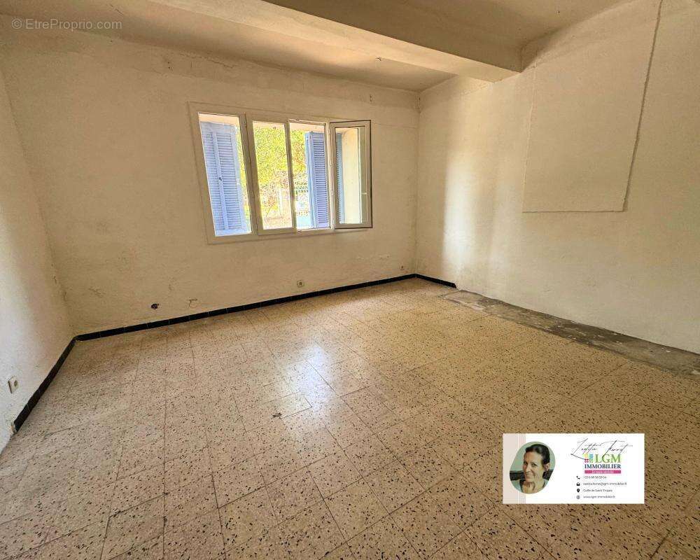 Maison à PLAN-DE-LA-TOUR