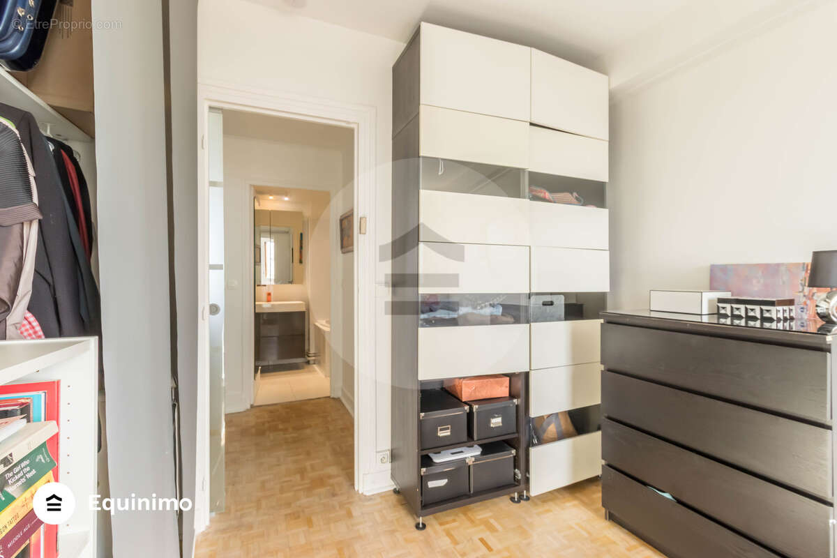 Appartement à PARIS-15E
