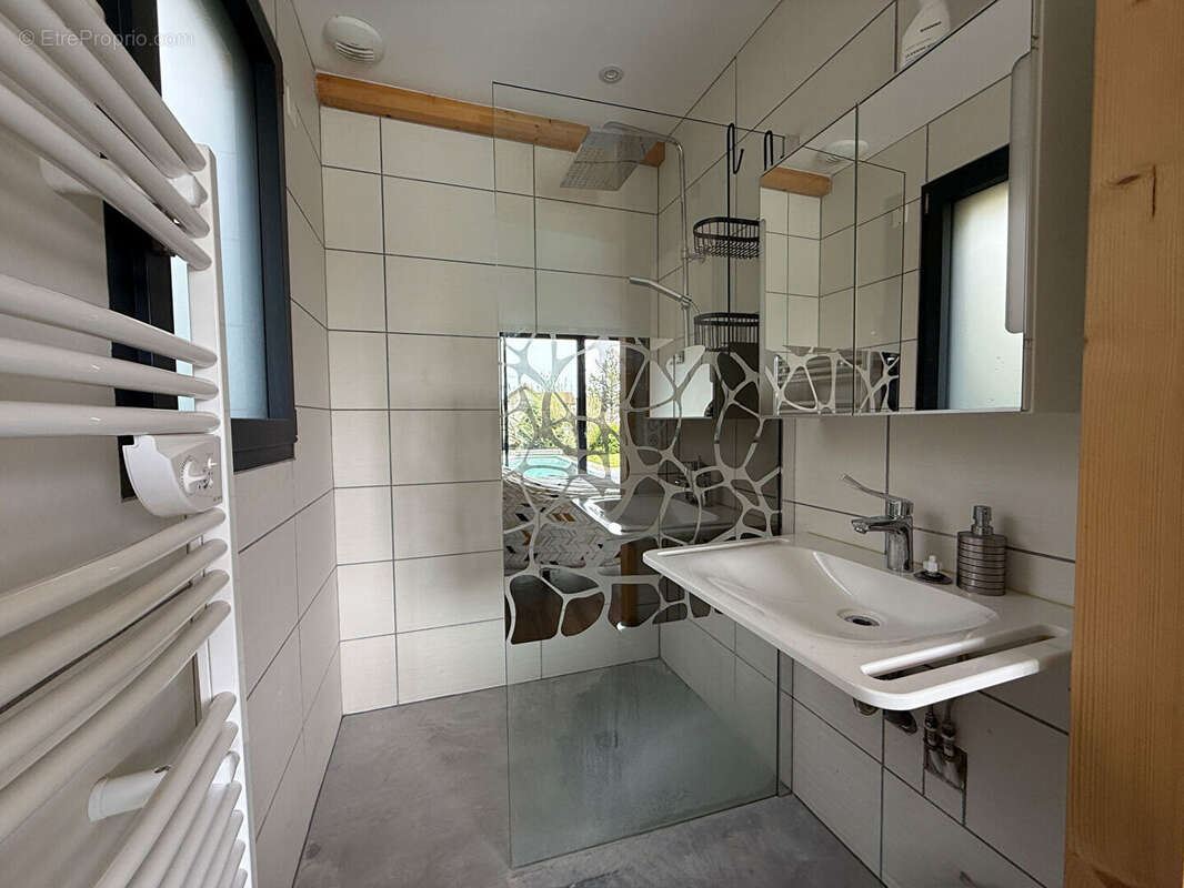 Maison à LONS-LE-SAUNIER