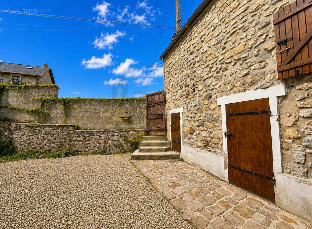 Maison à CREPY-EN-VALOIS