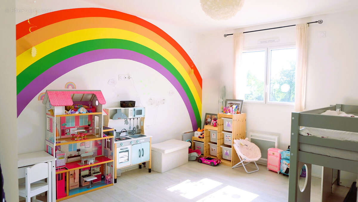 Maison à BEAULIEU-SOUS-LA-ROCHE