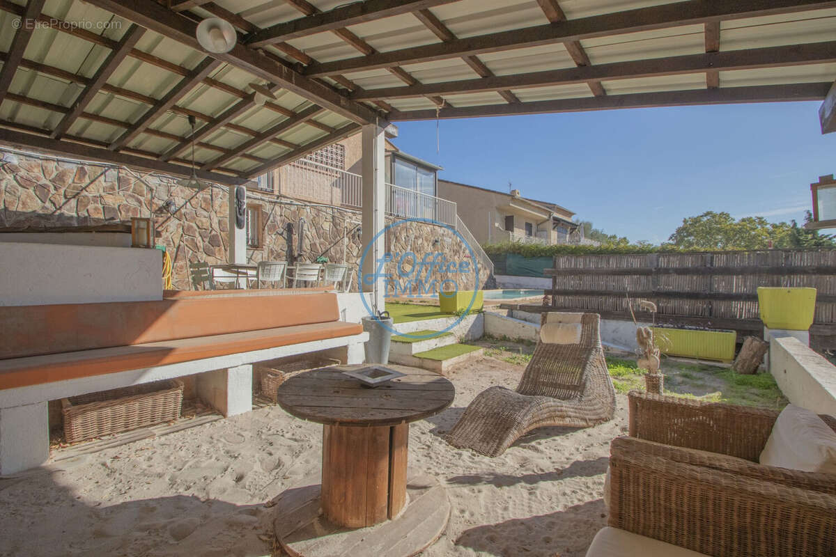 Maison à LA VALETTE-DU-VAR