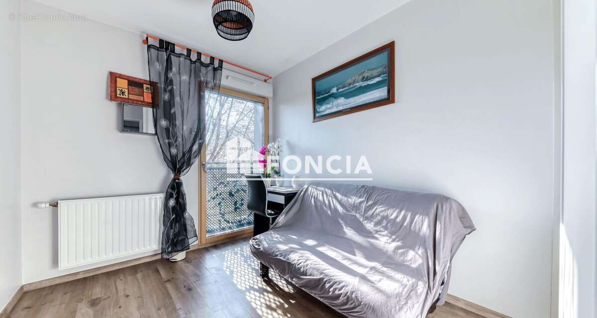 Appartement à BRON