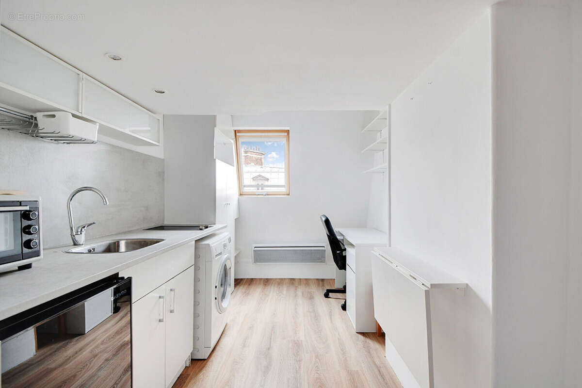 Appartement à PARIS-6E