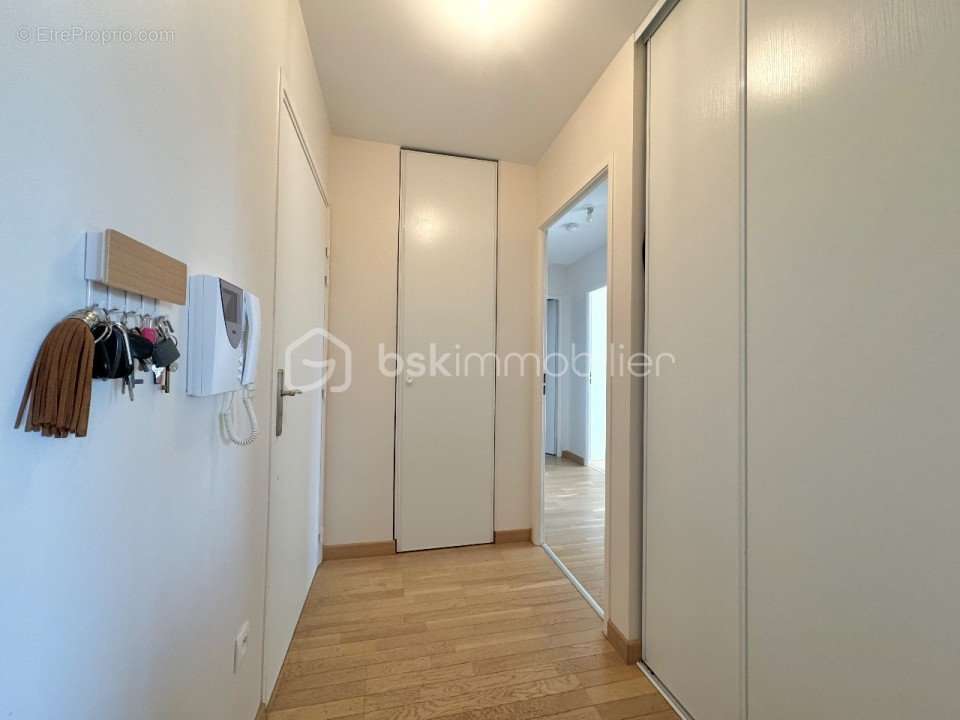 Appartement à SAINTRY-SUR-SEINE