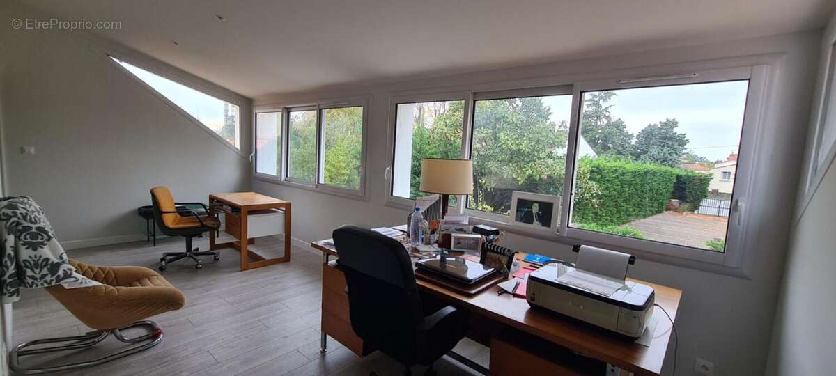 Maison à SAINT-SEBASTIEN-SUR-LOIRE