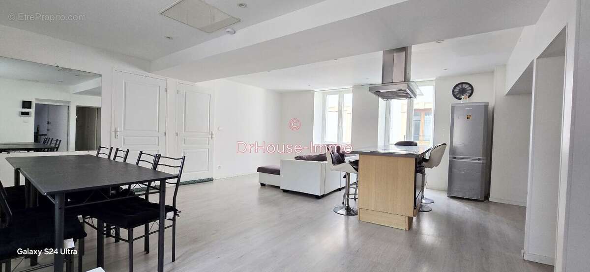 Appartement 64 m² à Firminy  - photo 2