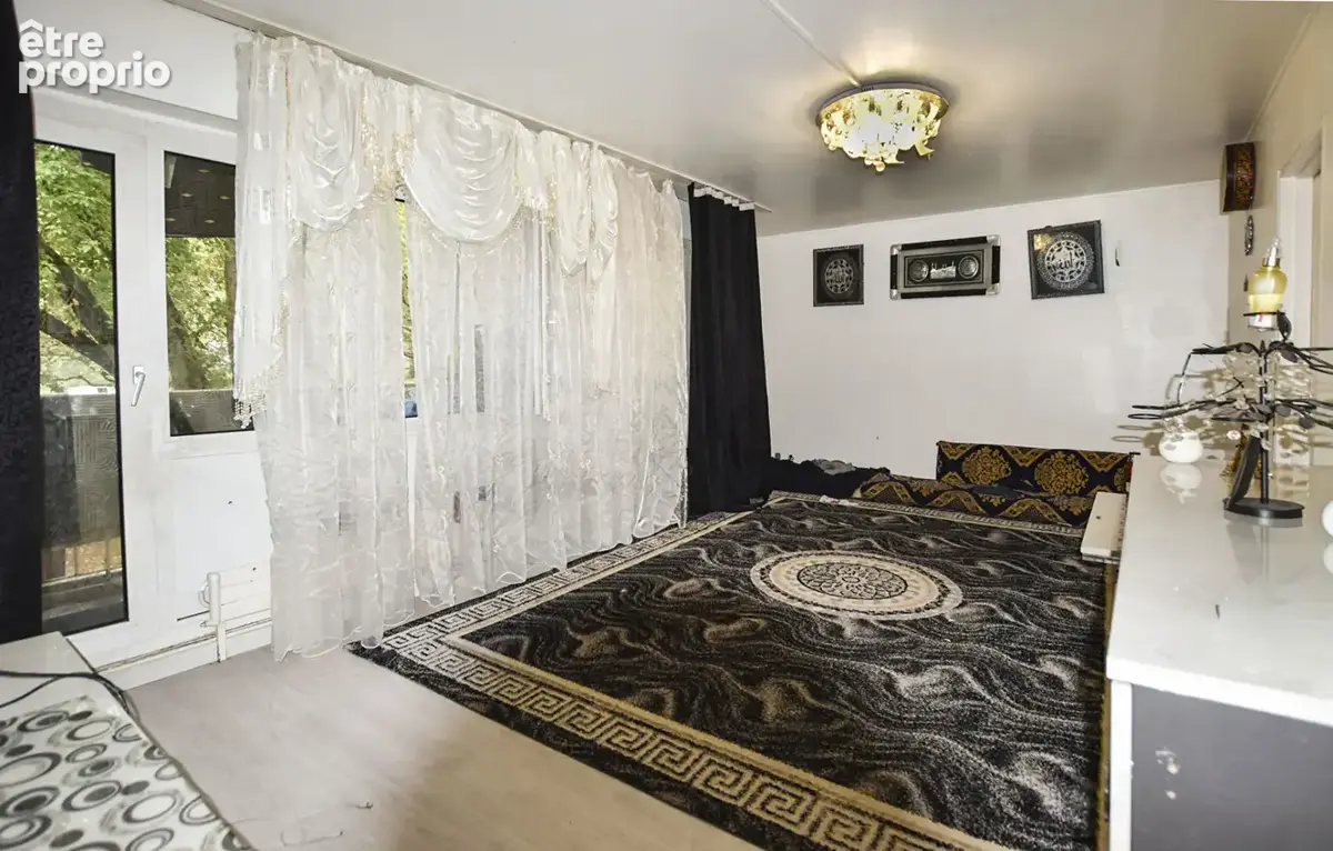Appartement T4 lumineux de 79 m² avec 2 balcons - déal investisseur - Proche Faculté de Médecine - photo 3