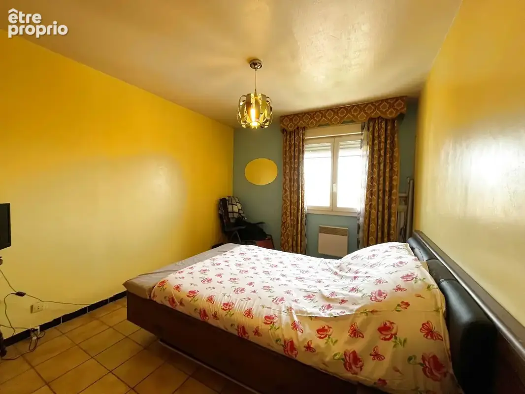 LA-SEYNE-SUR-MER - LE CATAMARAN.Appartement T4 de 86 m2 - Vue Rade - photo 5