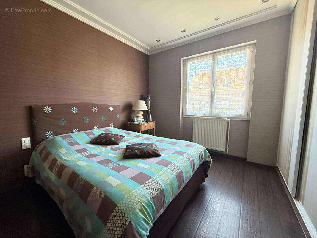 Maison à MONDEVILLE