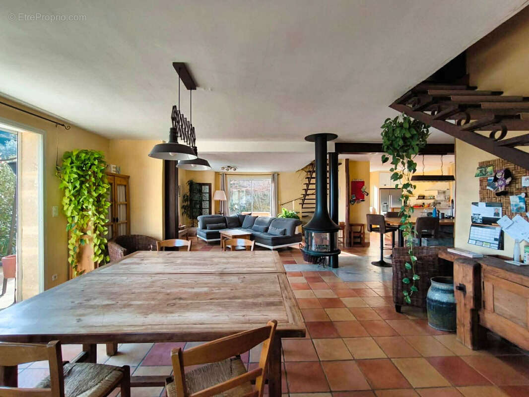 Maison à VINSOBRES
