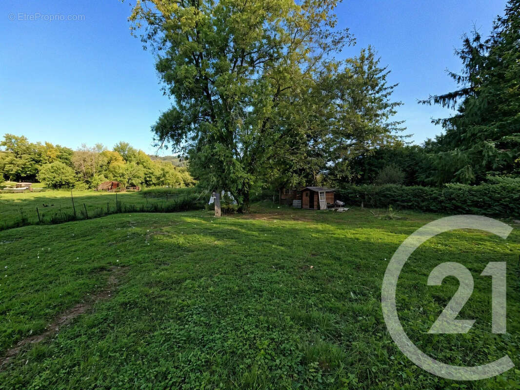 Maison à SAINT-PIERRE-DE-CHANDIEU