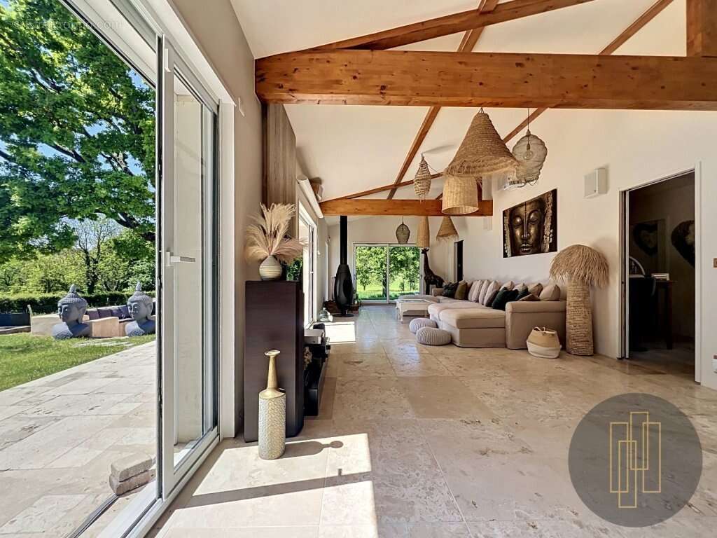 Maison à MARCILLY-D'AZERGUES