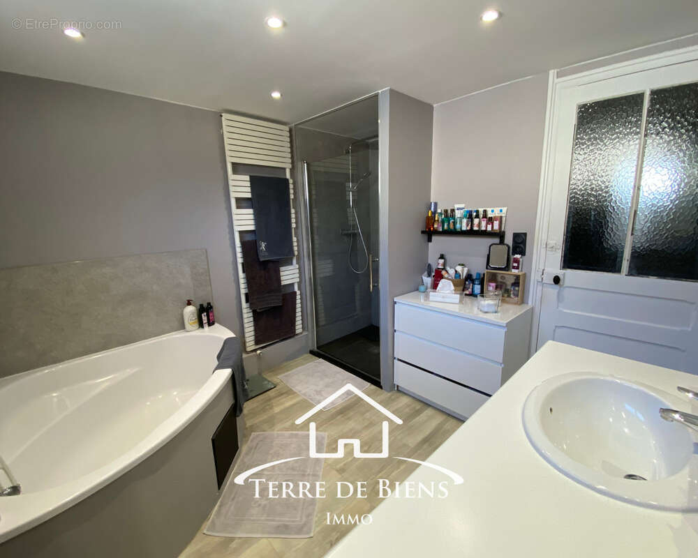 Maison à CUISY-EN-ALMONT