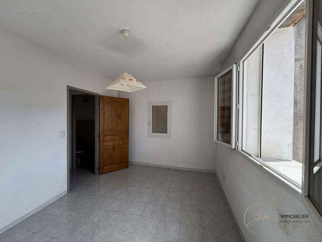 Appartement à GANGES