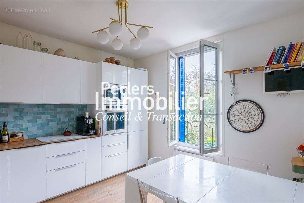 Appartement à RUEIL-MALMAISON