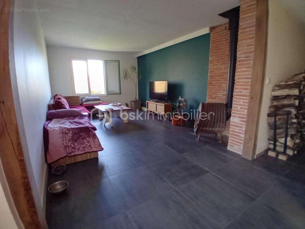 Maison de 260m2 avec grand garage et terrain - photo 9