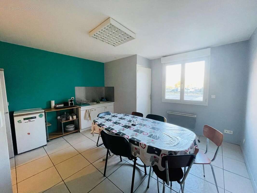 Commerce à CIERP-GAUD