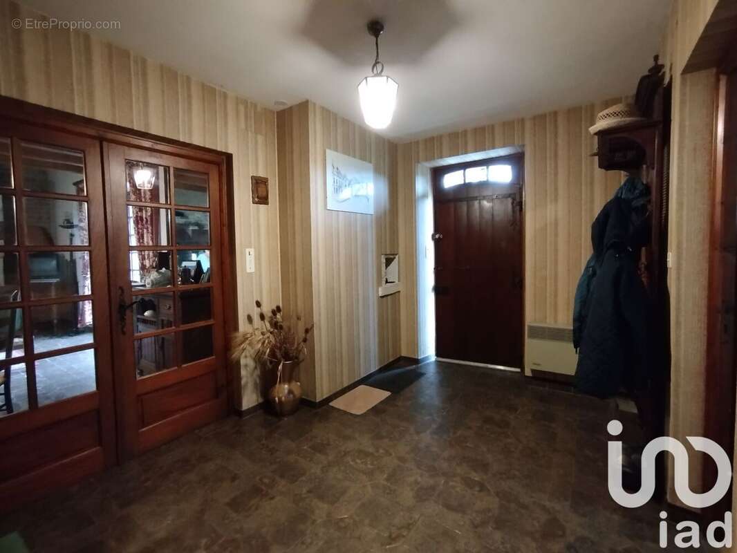 Maison 91 m² à Cressensac  - photo 2