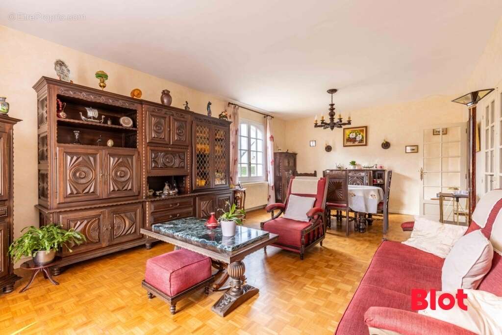Maison à THORIGNE-FOUILLARD