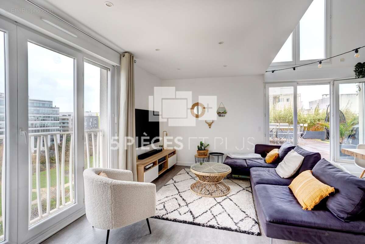 Appartement à GENNEVILLIERS