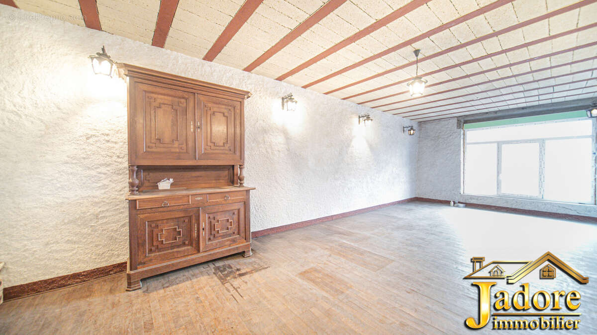 Maison à AUMONTZEY