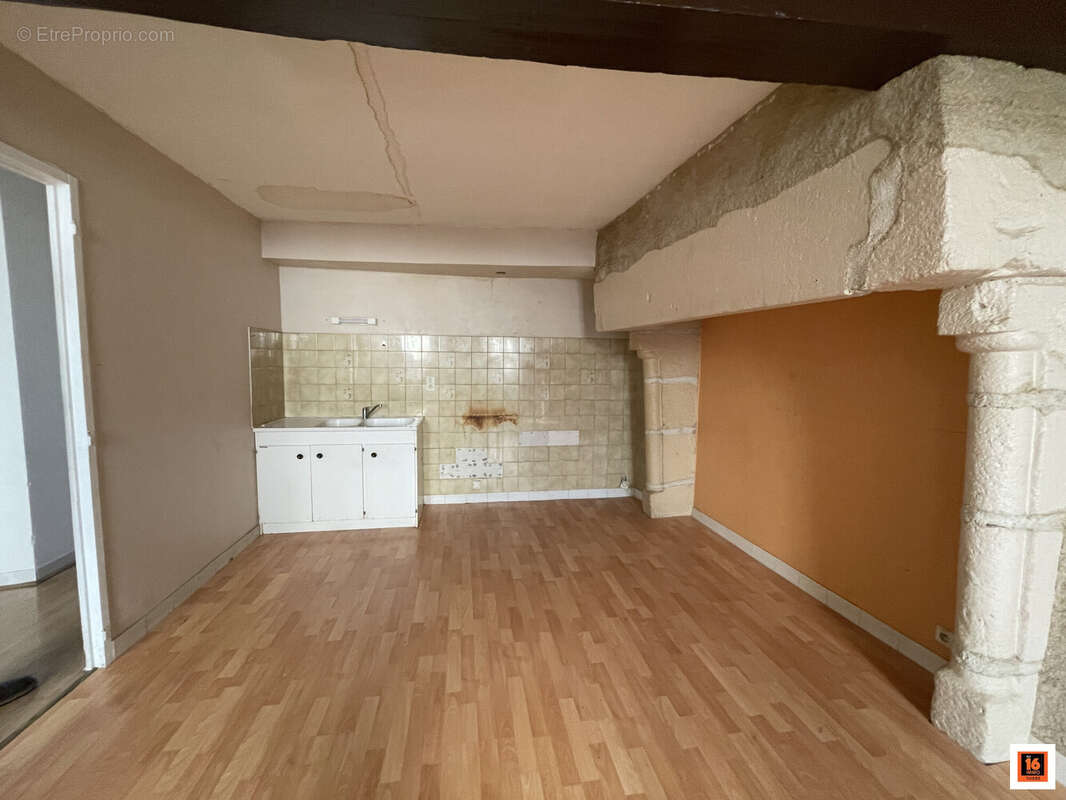 Appartement à THIERS