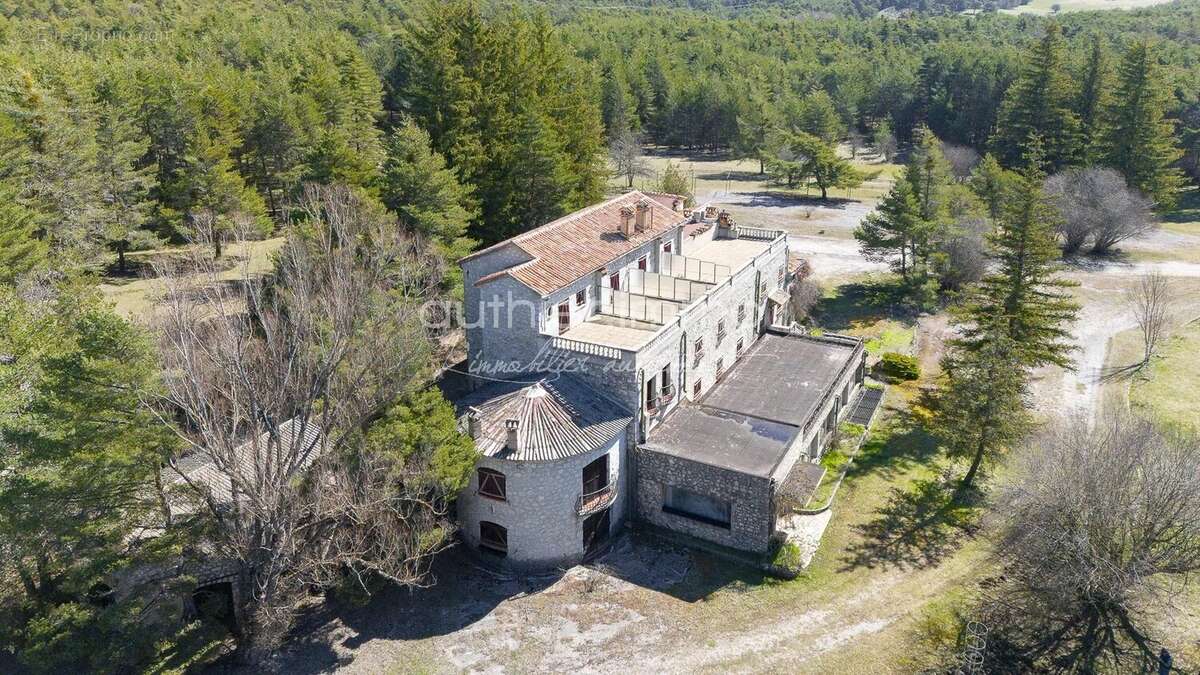 Maison à SERANON