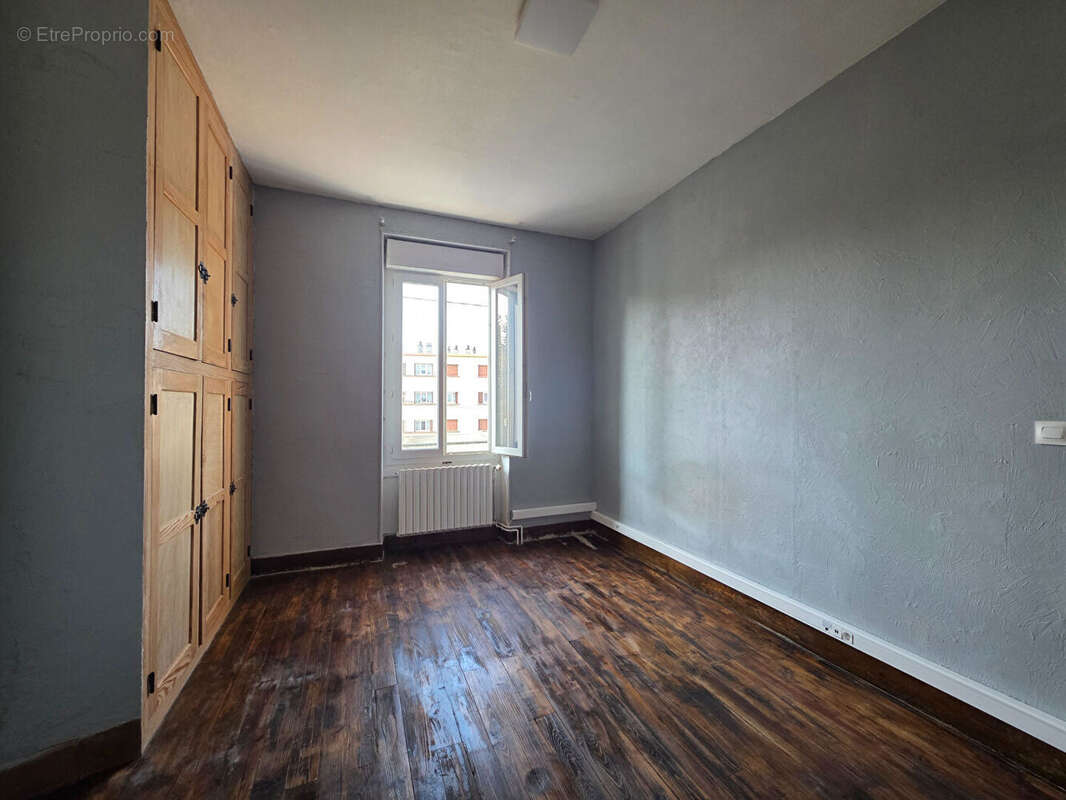 Maison à SAINT-GENIX-SUR-GUIERS