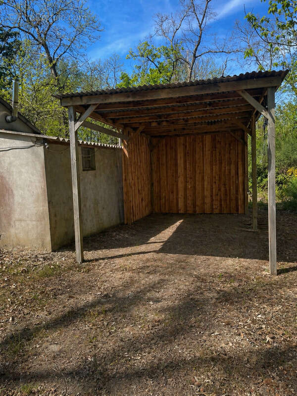 Maison à MEZERAY